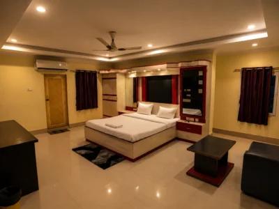Executive Suit Single