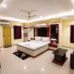 Executive Suit Single