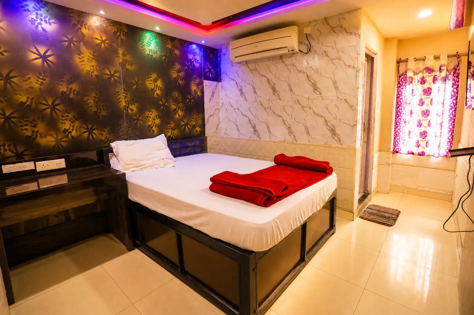 Deluxe Single Room